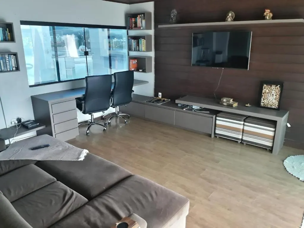 Apartamento De Cobertura Nos Ingleses contacts